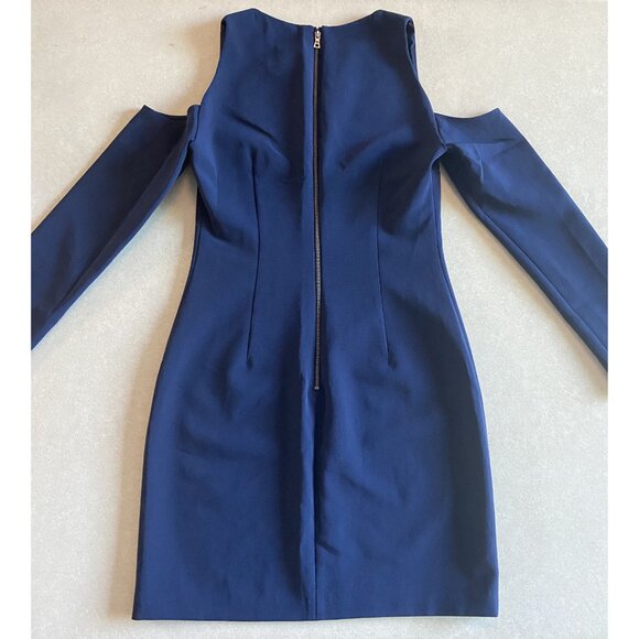 Alice + Olivia Niko Cold Shoulder Dress ASO Clary Fray - Picture 7 of 13